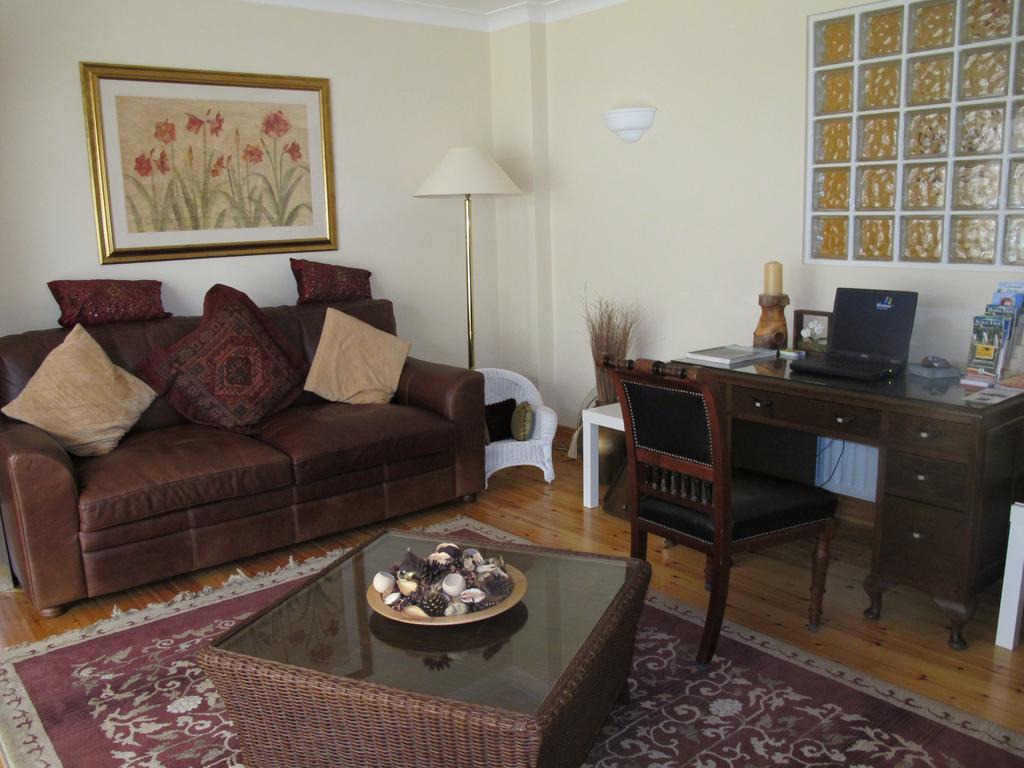 Riversdale House Accommodation Лара Экстерьер фото