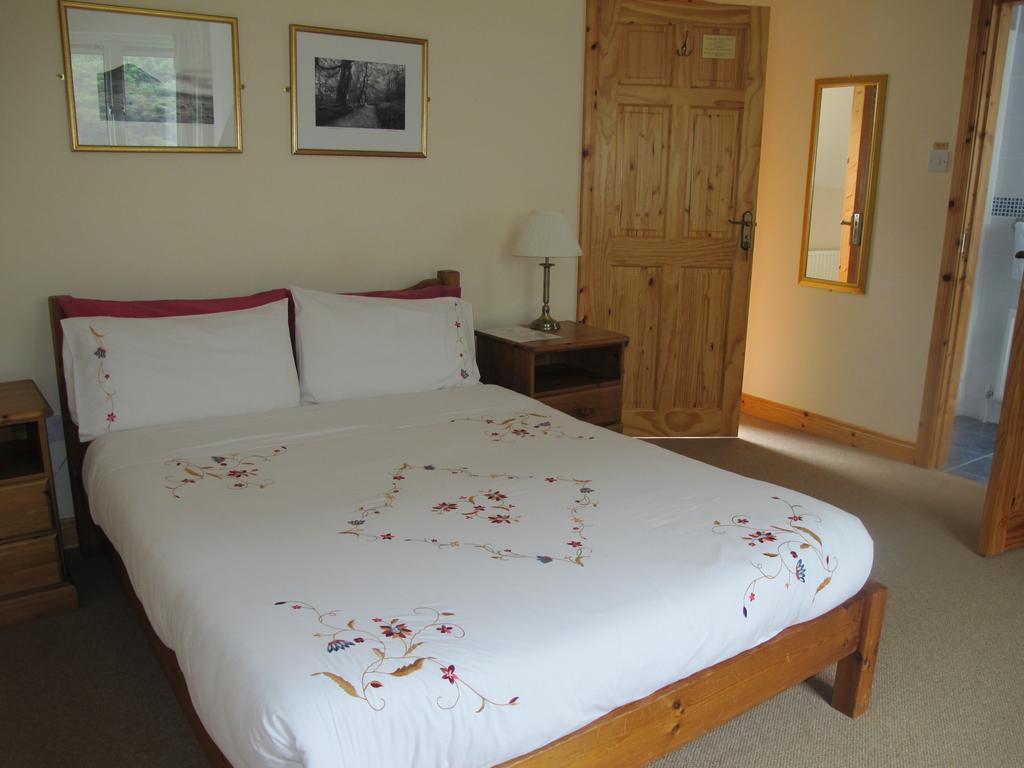 Riversdale House Accommodation Лара Номер фото